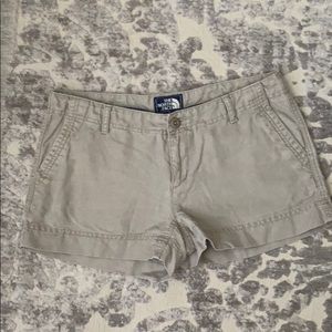 North Face | Tan Shorts | Size 4